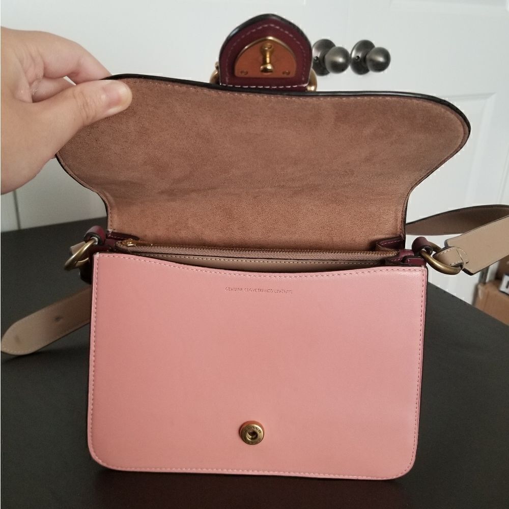 Coach Beat Large Bag - Picture 8 of 11